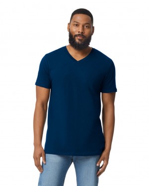 Navy Men's Gildan 64V00 V-Neck T-Shirts | DCKM59084